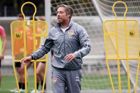 Michael Wimmer (seit 2019 Co-Trainer beim VfB) - Wimmer darf sein Glück als Interimstrainer versuchen. Ob er im Fall von guten Ergebnissen die Chance auf ein Cheftrainer-Engagement hat, ist offen. Laut 'kicker' ist es jedoch 'nicht gänzlich auszuschließen', dass dem 42-Jährigen im Erfolgsfall eine Beförderung winkt. Die UEFA-Pro-Lizenz besitzt der langjährige Co-Trainer.