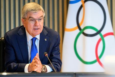 IOC-Chef Bach trifft Meloni in Rom