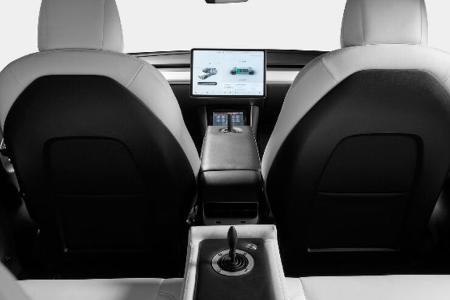 Tesla Model 3 Spacedrive Paravan