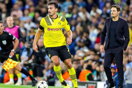 Mats Hummels - Note: 2,0 - Strahlte enorm viel Ruhe auf der letzten Linie aus und unterstrich in vielen Szenen seinen Wert für den BVB. Verlor im ganzen Spiel nur einen Zweikampf (sechs von sieben). Stand lediglich einmal bei der Top-Chance durch Rakitic nicht gut (14.). Hatte vorne zudem die wohl beste BVB-Chance der zweiten Halbzeit (79.).