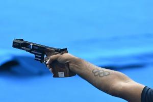 Schießen: Erstes deutsche WM-Gold in Kairo für Beer