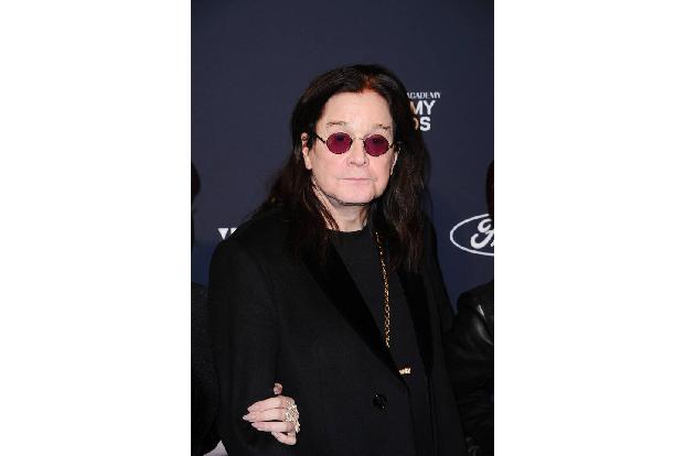 Ozzy Osbourne hatte gleich in einer ganzen Stadt Hausverbot: Der Rocker erleichterte sich einst an einem Monument in San Antonio, welches an die Schlacht von Alamo erinnerte. Später machte er sein Ver ...
