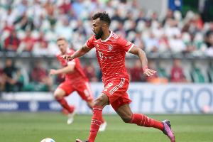 Bayern in Augsburg mit Choupo-Moting und Musiala
