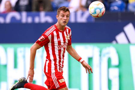 Robin Knoche - Note: 2,5 - Leistete sich kleinere Schwächen im Stellungsspiel bei hohen Bällen, dirigierte die Union-Kette ansonsten nahezu tadellos durch den Nachmittag. Musste aufgrund des guten Positionsspiels selbst kaum einmal in brenzligen Situationen eingreifen.