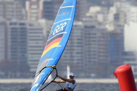 Surfer Kördel wird Weltmeister in der neuen Olympia-Klasse