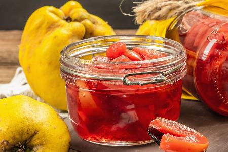 Herbstliches Obst: So bereitet man Quitten zu