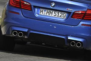 BMW M5 Auspuffendrohre