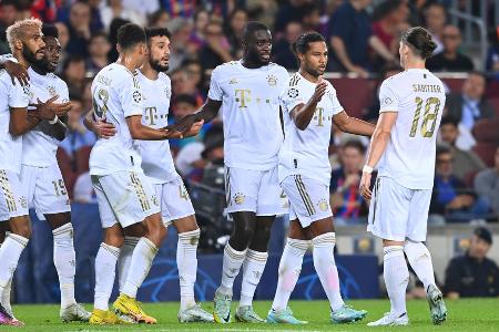 FC Bayern vs. Barca: Noten und Einzelkritik - Am Mittwochabend kam es in der Champions League zum Gigantenduell zwischen dem FC Bayern und dem FC Barcelona. Ein eiskalter Rekordmeister zeigte den Katalanen im eigenen Stadion erneut die Grenzen auf und gewann hochverdient mit 3:0. Alle Bayern-Stars in der Einzelkritik: