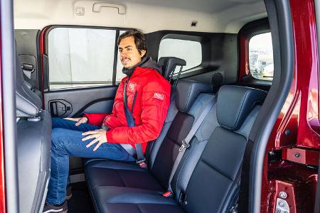 Nissan Townster, Rückbank