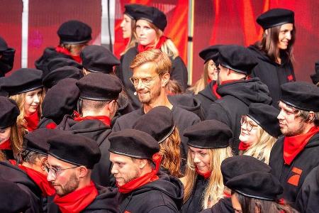 Joko & Klaas bekommen es mit 100 ProSieben-Mitarbeitern zu tun