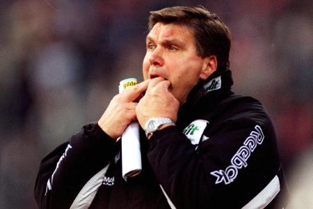 'Ich habe Möhlmann vorher gesagt, dass wir uns auf eine Punkteteilung einigen können. Aber das hat der Schweinehund nicht mitgemacht.' (Nach einer Heimniederlage gegen Arminia Bielefeld und Trainer Benno Möhlmann)