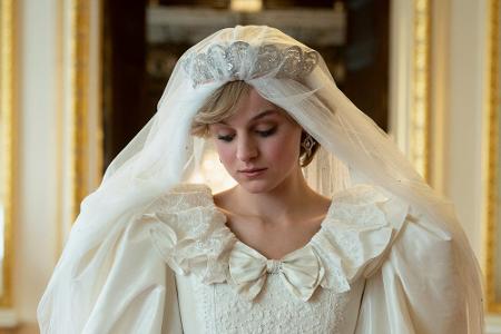 Staffel 4: Emma Corrin als Prinzessin Diana