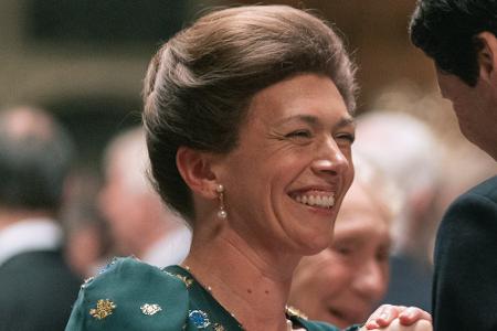 Staffel 5: Claudia Harrison als Prinzessin Anne