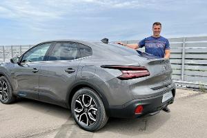 6/2022, Citroen e-C4 X 2023