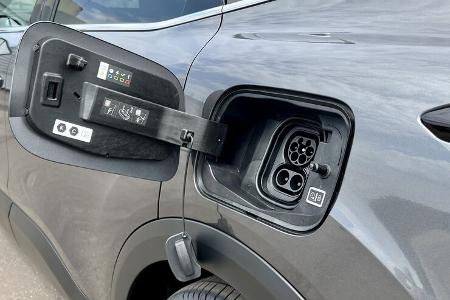 6/2022, Citroen e-C4 X 2023