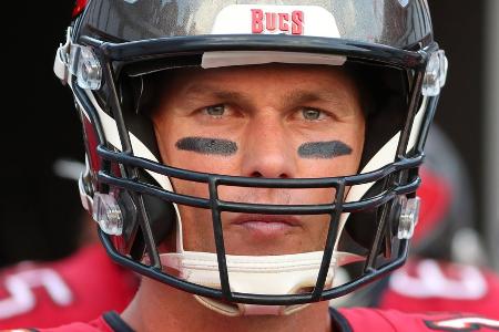 NFL in München: Lange Anreise für Tom Brady, Auftritt von Cro