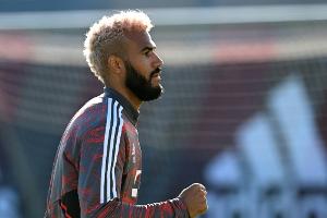 Kamerun mit Choupo-Moting zur WM