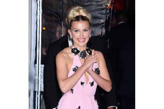 Millie Bobby Brown hat schon in jungen Jahren eine beachtliche Karriere hingelegt und ist dank 'Stranger Things' mit 18 Jahren bereits weltberühmt. Ihr nächstes Ziel: eine reale Person zu spielen. Und ...