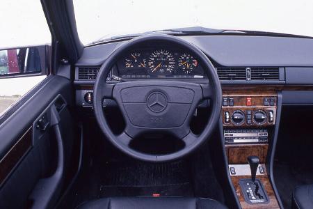 Mercedes 500E 22 1990