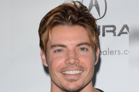 Josh Henderson