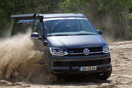 VW T2 Bus gegen VW T6 Seikel 4Motion