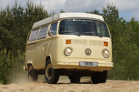 VW T2 Bus gegen VW T6 Seikel 4Motion