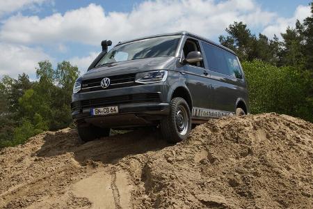 VW T2 Bus gegen VW T6 Seikel 4Motion