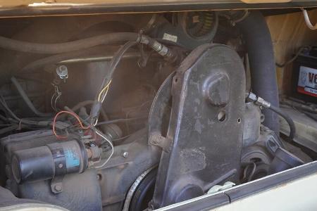 VW T2 Bus gegen VW T6 Seikel 4Motion