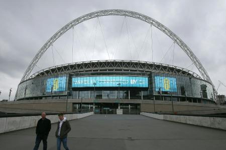 Briten und Iren forcieren EM-Bewerbung