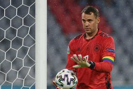 FIFA mit eigenen Kampagnen: Diskussion um Kapitänsbinden