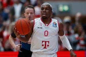 BBL: Bonn weiter makellos, Bayern bleiben dran