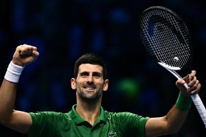Djokovic zum achten Mal im Endspiel der ATP Finals