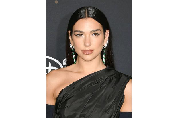 Lange Zeit wurde gemunkelt, dass der Golfstaat Dua Lipa angeheuert habe, doch die Sängerin machte den Gerüchten auf Social Media ein Ende. Sie werde gern nach Katar reisen, so die Britin, aber das nur unter einer Bedingung.