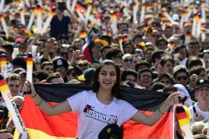 "One-Love"-Binde: Fans von Verbänden sehr enttäuscht 