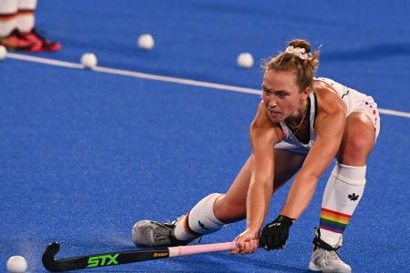 Hockey-Nationalspielerin Lorenz kritisiert FIFA