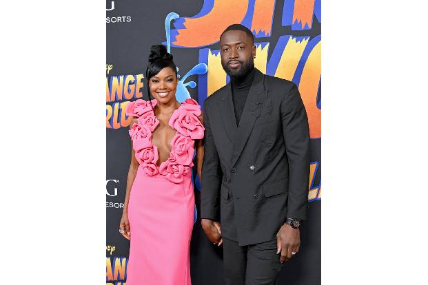 Die armen Nachbarn: Bei Dwyane Wade und Gabrielle Union wird gesungen, was das Zeug hält. Das Paar holt nach dem traditionellen Dinner nämlich gern die Karaoke-Maschine hervor.