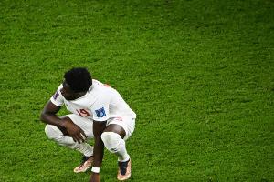 Kanada-Coach unterstützt Davies nach Elfer-Fehlschuss