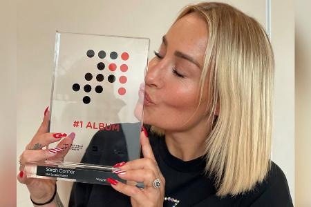 Deutsche Charts: Sarah Connor erobert mit Weihnachtsalbum Platz eins