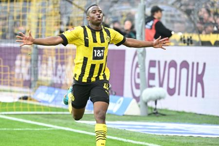 Moukoko will in Dortmund verlängern