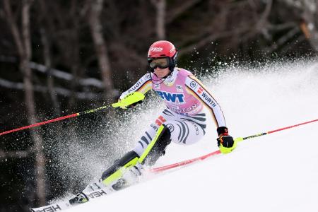 Dürr wirft Podestchance weg - Zwei Siegerinnen in Killington