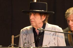Bob Dylan entschuldigt sich für maschinelle Unterschrift