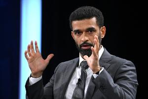 WM-OK-Chef spricht von bis zu 500 getöteten Gastarbeitern