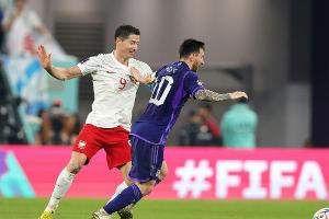 Argentinien schlägt Polen - auch Lewandowski und Co. weiter