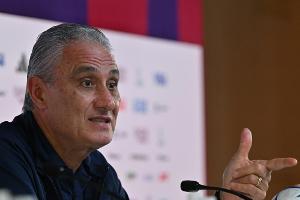 Brasilien plant gegen Kamerun mit "anderer Mannschaft"