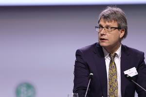 DOSB-Präsident Weikert bittet um Verzeihung