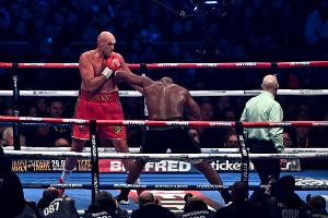 WM-Fight im Fußballstadion: Fury schlägt Chisora erneut