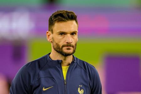 Frankreich: Lloris zieht mit Thuram gleich