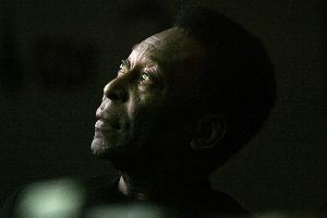 Sorge um Pele: "Verfolge Behandlung wie gewohnt"