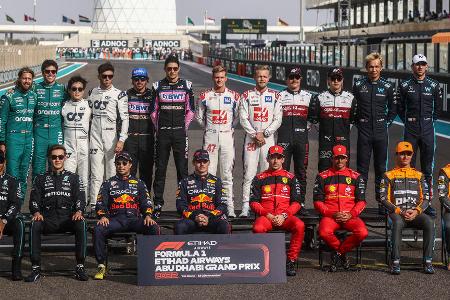 Die Gewinner und Verlierer der Formel-1-Saison 2022 - Die Formel-1-Saison 2022 ist vorbei. Wer sind nach dem XXL-Jahr mit 22 Rennen die Gewinner und Verlierer? Wir haben Euch jeweils fünf Protagonisten rausgesucht: