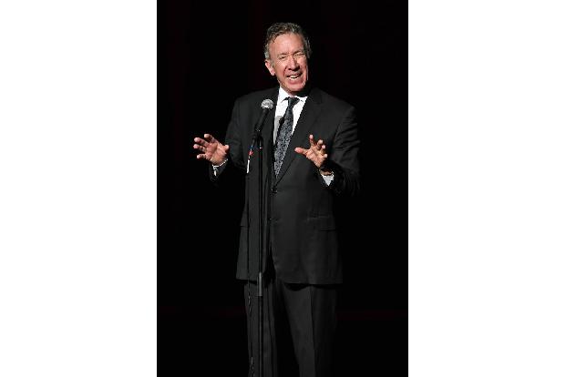 Mit Tim Allen hatte sie 'Zum Teufel mit den Millionen' gedreht. Er schrieb: 